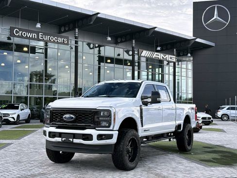 Used 2024 Ford F250 Lariat w/ Lariat Ultimate Package AWD/4WD image 1