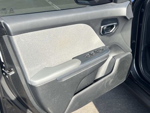 Used 2025 Kia K4 EX image 6