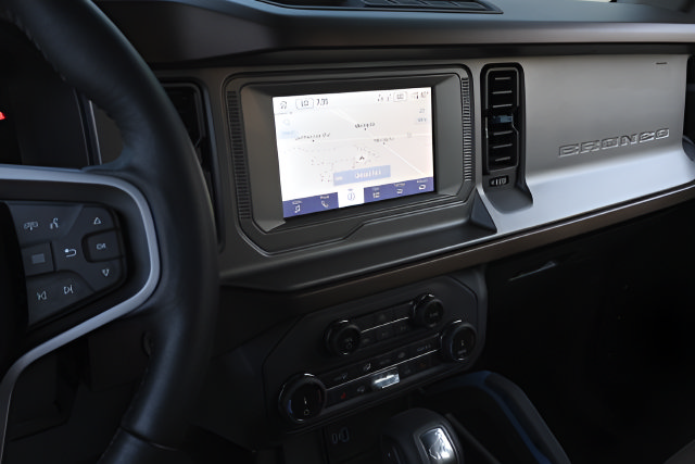 Used 2022 Ford Bronco Outer Banks AWD/4WD image 23