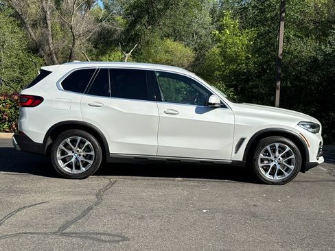 Used 2022 BMW X5 sDrive40i w/ Parking Assistance Package RWD image 4