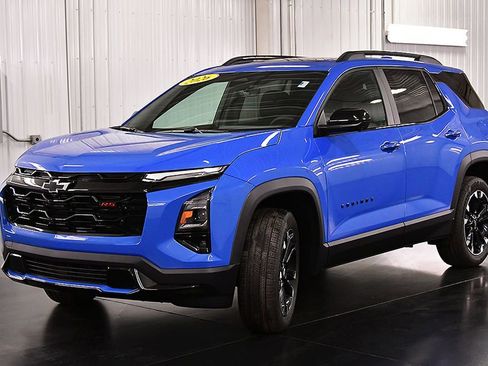 New 2026 Chevrolet Equinox RS AWD/4WD image 3