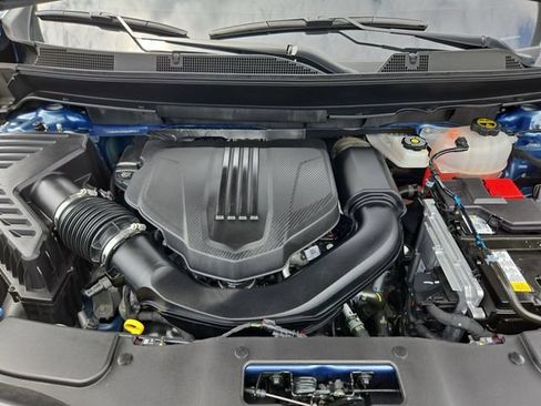 Used 2024 Chevrolet Traverse LS FWD image 27