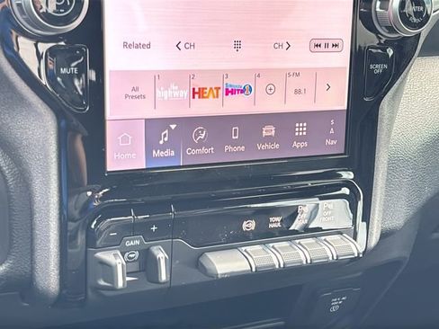 New 2026 RAM 2500 Tradesman image 32