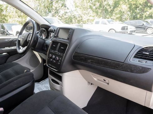 Used 2017 Dodge Grand Caravan SE w/ Power Window Group FWD image 36