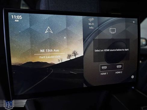 Used 2023 Land Rover Range Rover SV image 22