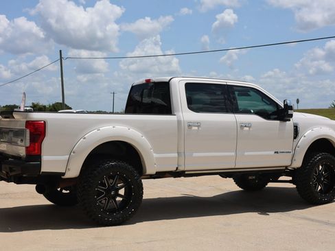 Used 2018 Ford F250 King Ranch w/ King Ranch Ultimate Package AWD/4WD image 3