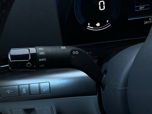 Used 2025 Hyundai Kona SEL image 36