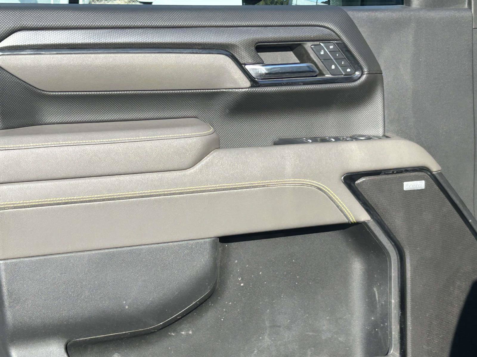 Used 2024 Chevrolet Silverado 2500 ZR2 w/ Technology Package AWD/4WD image 21