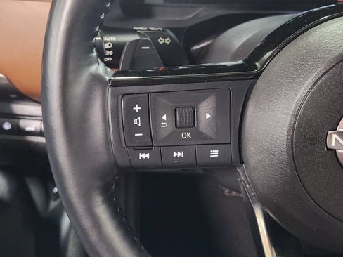 Used 2023 Nissan Pathfinder Platinum FWD image 49