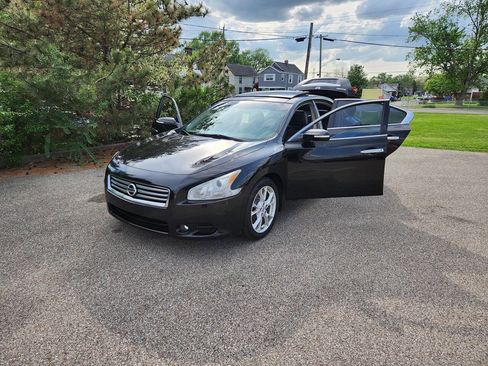 Used 2013 Nissan Maxima 3.5 SV w/ Premium Pkg image 3