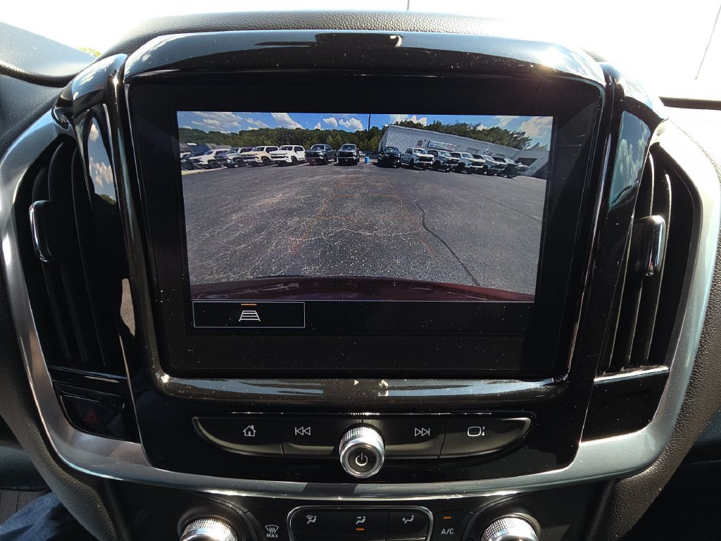Used 2023 Chevrolet Traverse LT w/ LPO, Floor Liner Package AWD/4WD image 22