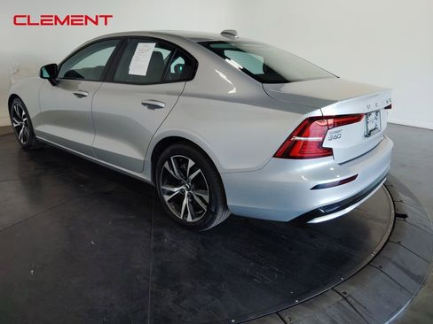 Used 2025 Volvo S60 B5 Core image 7
