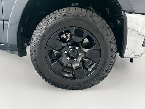 Used 2025 RAM 1500 Big Horn AWD/4WD image 30