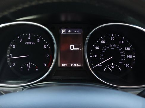 Used 2017 Hyundai Santa Fe Sport image 30