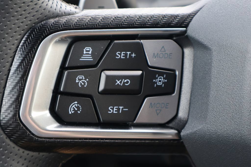 Used 2025 Ford Mustang GT Premium RWD image 8