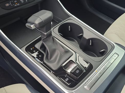 New 2026 Kia Carnival EX FWD image 27