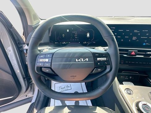 New 2026 Kia Sportage SX Prestige image 11