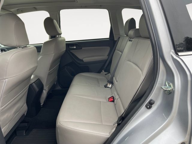 Used 2014 Subaru Forester 2.5i Limited AWD/4WD image 13