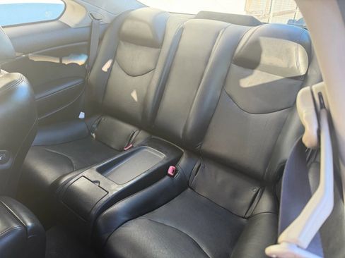 Used 2011 INFINITI G37 Journey w/ Premium Pkg image 17