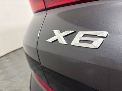 Used 2025 BMW X6 xDrive40i AWD/4WD image 10