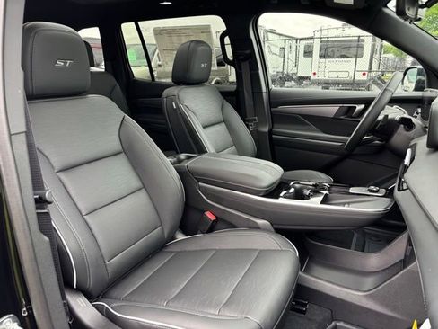 New 2026 Buick Enclave Sport Touring w/ Power Package FWD image 37