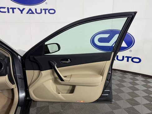 Used 2014 Nissan Maxima 3.5 SV image 13
