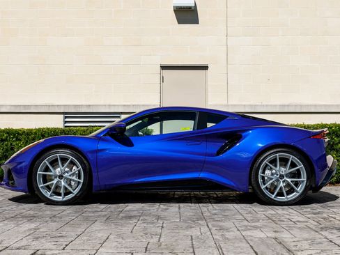 New 2025 Lotus Emira image 36