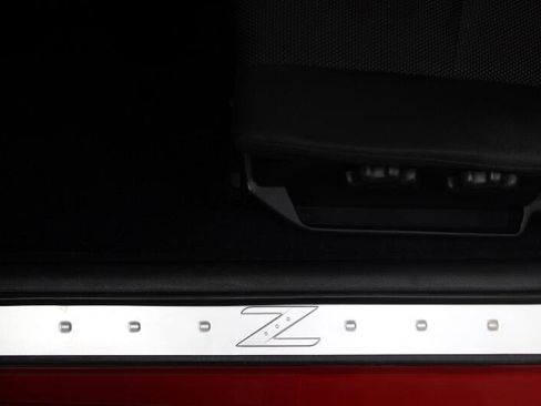 Used 2006 Nissan 350Z Base w/ (N93) Cargo Convenience Pkg image 30