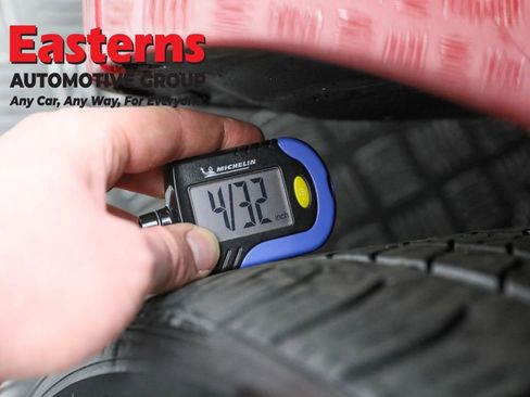 Used 2020 Tesla Model 3 Standard Range image 27