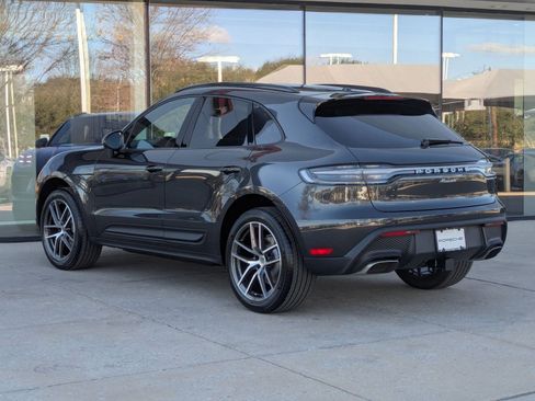 New 2026 Porsche Macan image 3