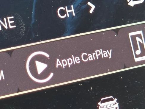 Used 2024 Jeep Grand Cherokee L Laredo image 9