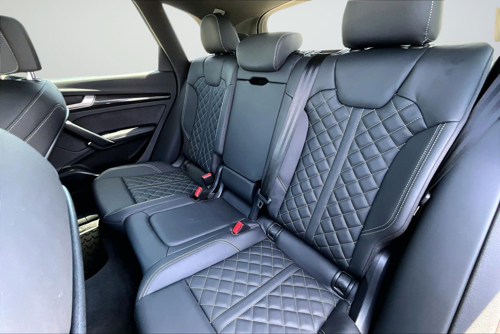 Used 2025 Audi SQ5 Premium Plus AWD/4WD image 24