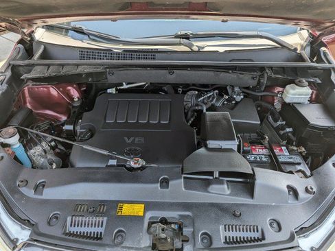 Used 2014 Toyota Highlander Plus AWD/4WD image 27