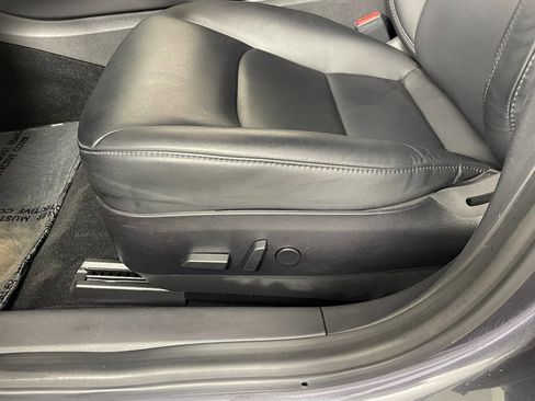 Used 2018 Tesla Model 3 Long Range image 25