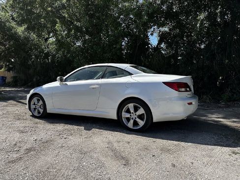 Used 2010 Lexus IS 350C image 6