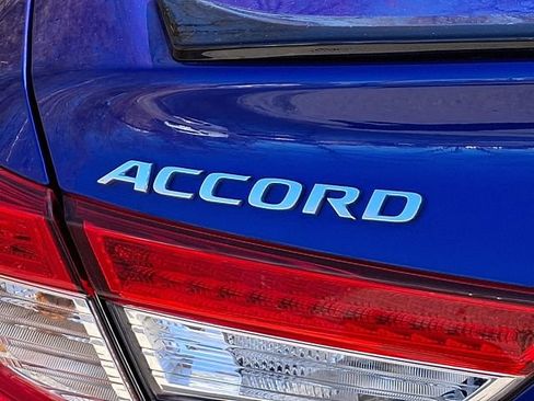 Certified 2022 Honda Accord Sport Special Edition image 29