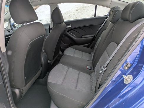 Used 2017 Kia Forte LX image 17