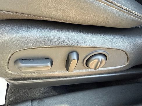 Used 2023 Buick Encore GX Select w/ Sport Touring Package FWD image 24