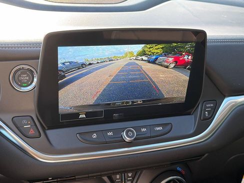 New 2026 Chevrolet Blazer LT w/ Convenience Package FWD image 19
