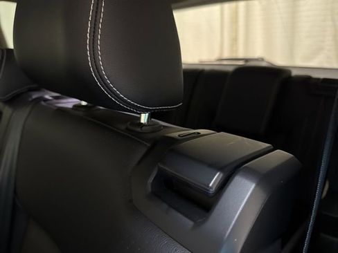 Certified 2021 Volkswagen Atlas SE image 33