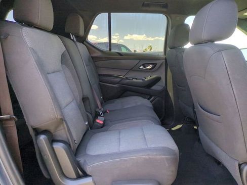 Used 2023 Chevrolet Traverse LT FWD image 34
