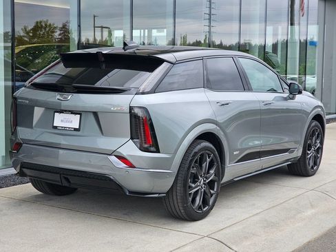 New 2026 Cadillac Optiq V AWD/4WD image 5