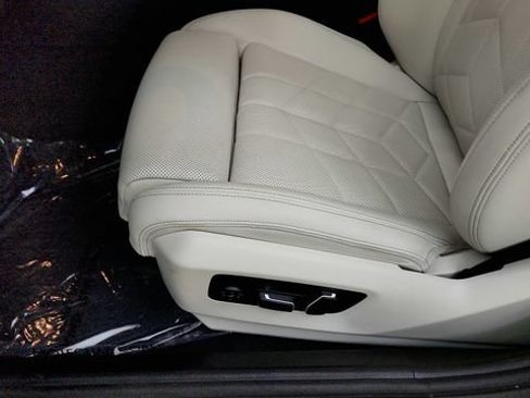 Used 2026 BMW 530i RWD image 49