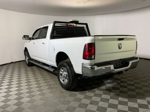 Used 2018 RAM 2500 SLT AWD/4WD image 7