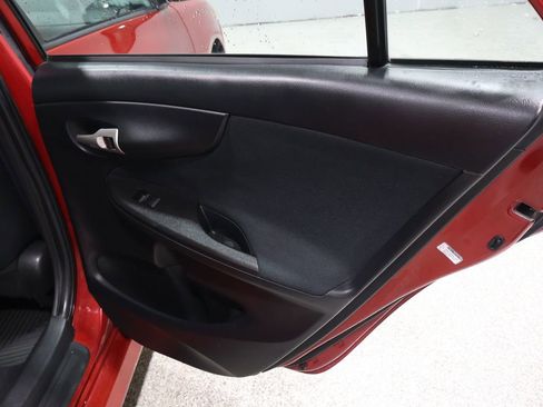 Used 2009 Toyota Corolla S image 21