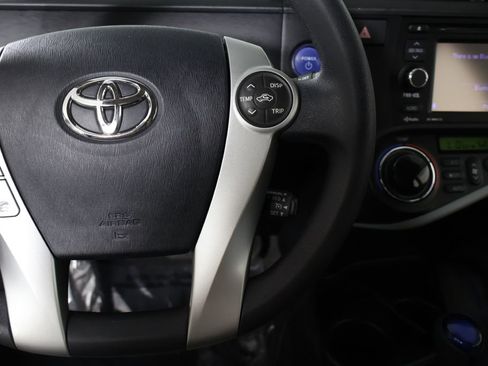 Used 2012 Toyota Prius C image 17