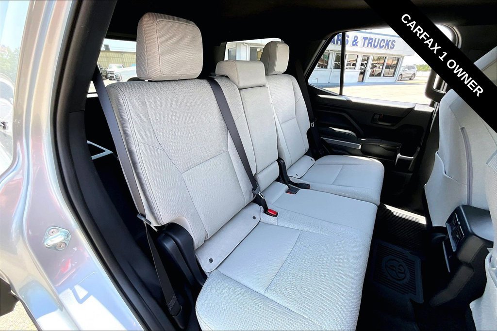 Used 2026 Toyota 4Runner SR5 AWD/4WD image 24