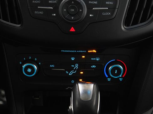 Used 2015 Ford Focus SE image 15