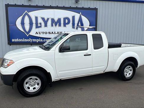 Used 2019 Nissan Frontier S RWD image 1