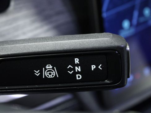 Used 2023 Rivian R1T Adventure image 23